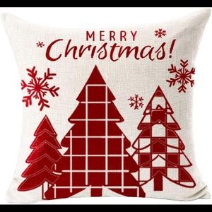 SET OF 4 CHRISTMAS PILLOWCASES 18X18